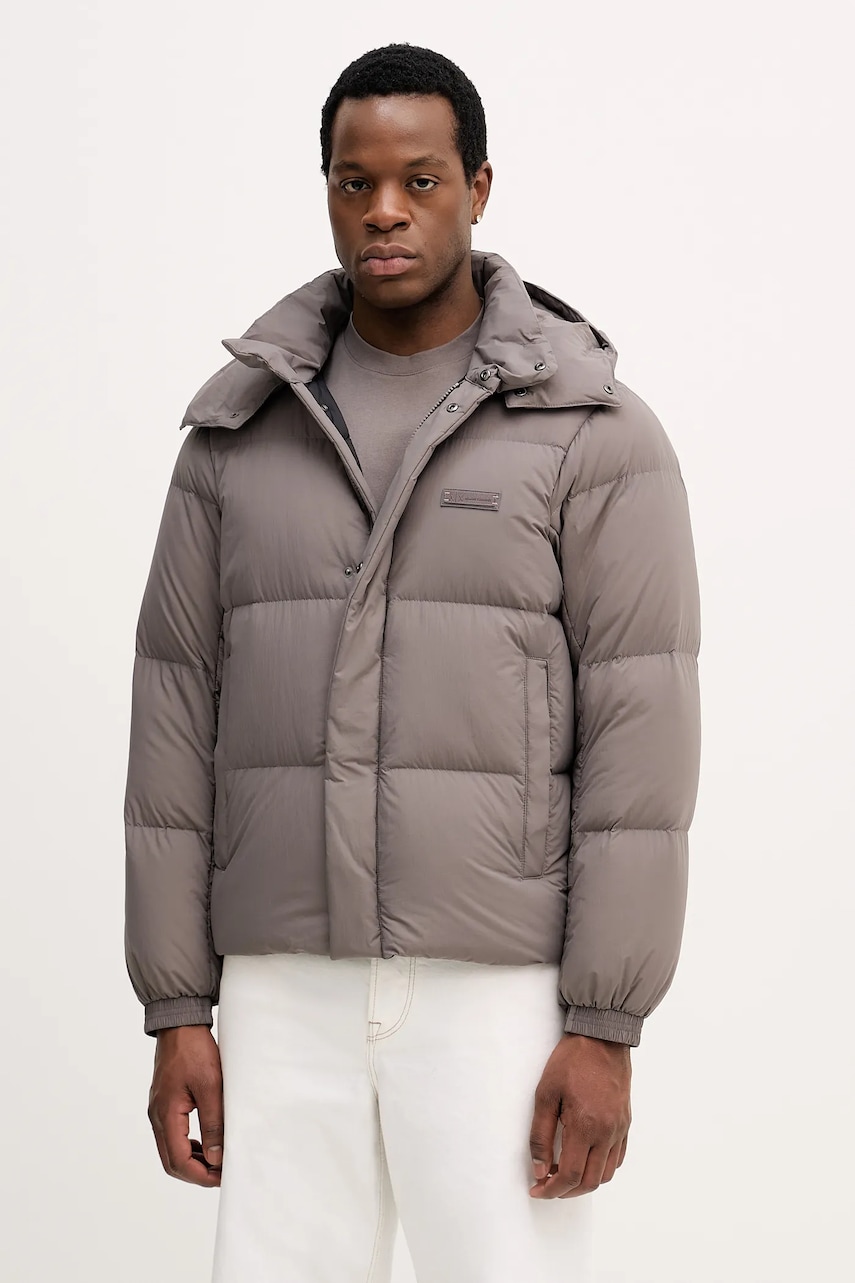 Péřová bunda Armani Exchange hnědá barva, XM001098 AF16340