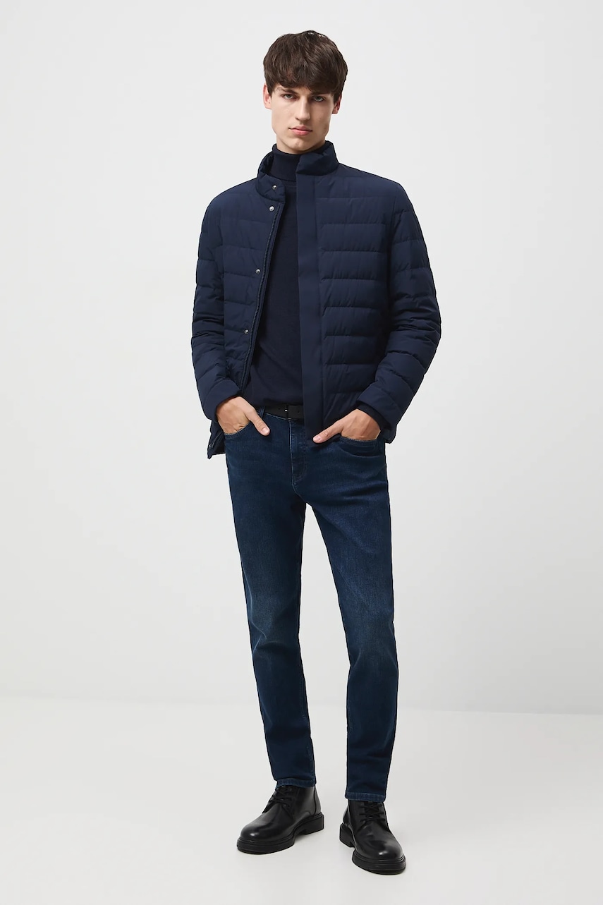 Péřová bunda Medicine pánská, tmavomodrá barva, zimní