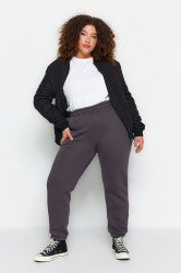 Pletené tepláky Trendyol Curve Anthracite Fleece