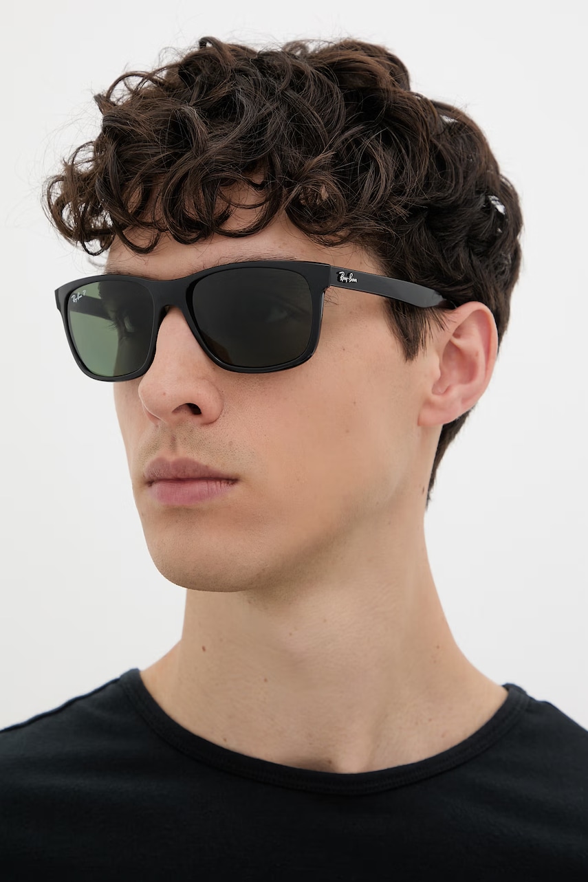 Ray-Ban  hranaté sluneční brýle pánské