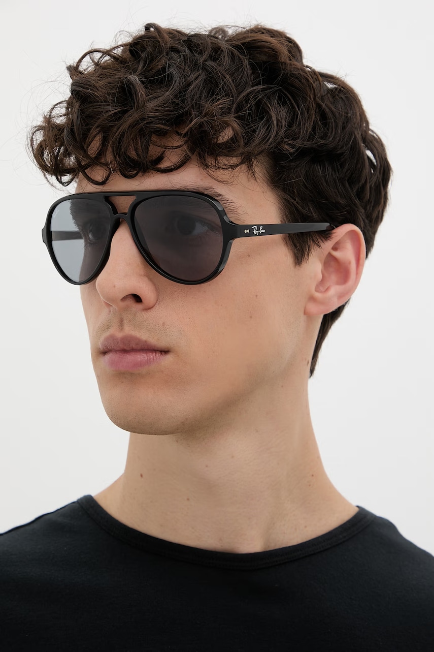 Ray-Ban  sluneční brýle
