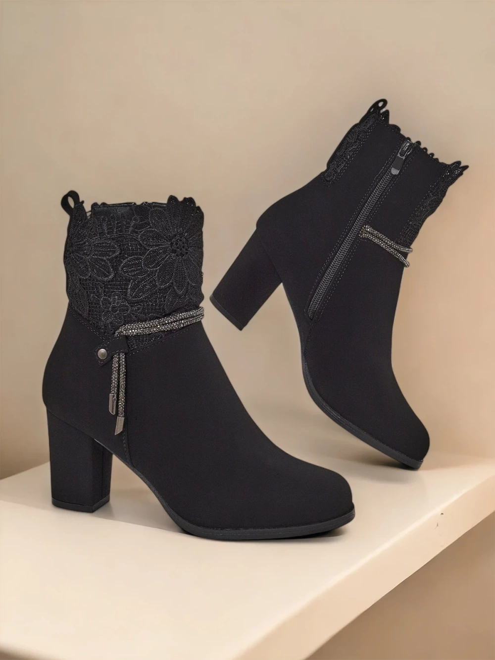 Resti Women's ankle boots Esilo