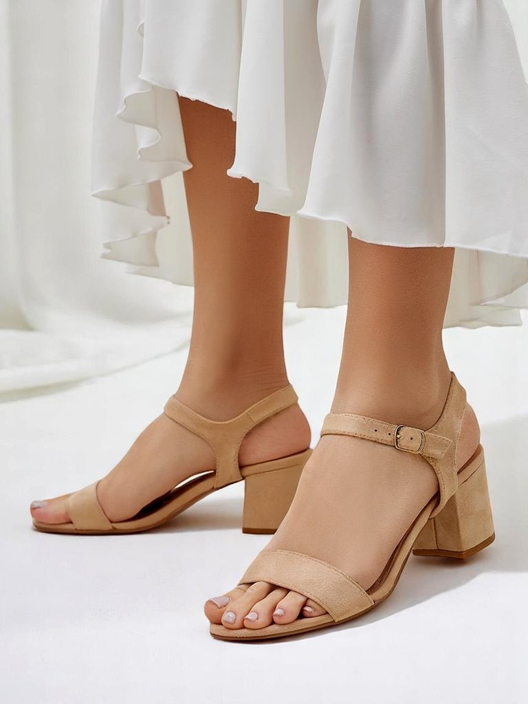 Resti Women’s eco‑suede sandals Quarter