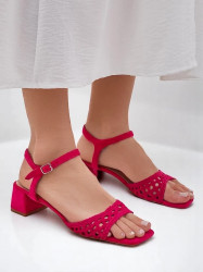 Resti Women's perforated sandals Azopi