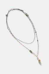 Ručně vyrobený náhrdelník z pozlaceného stříbra se zeleným kyanitem Answear.LAB