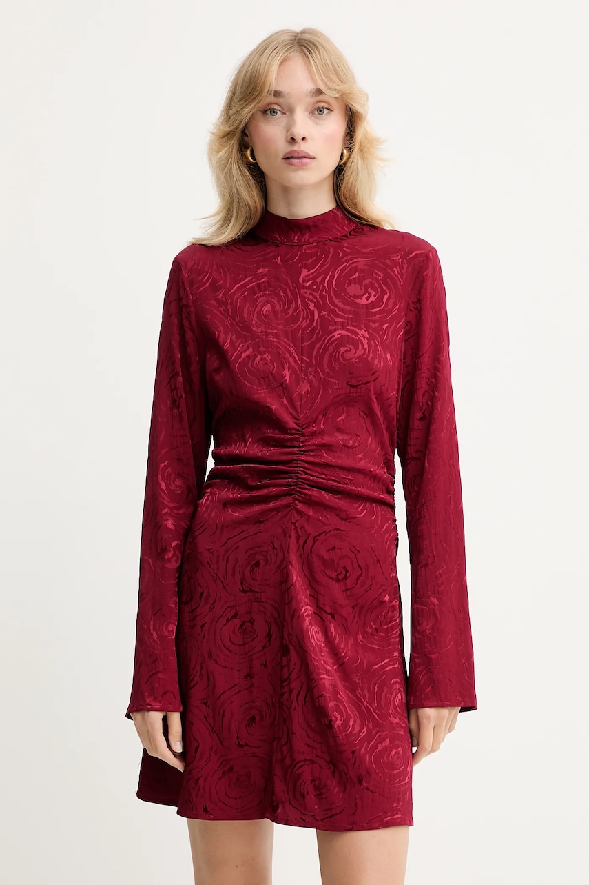 Šaty Gestuz červená barva, mini, 10910606