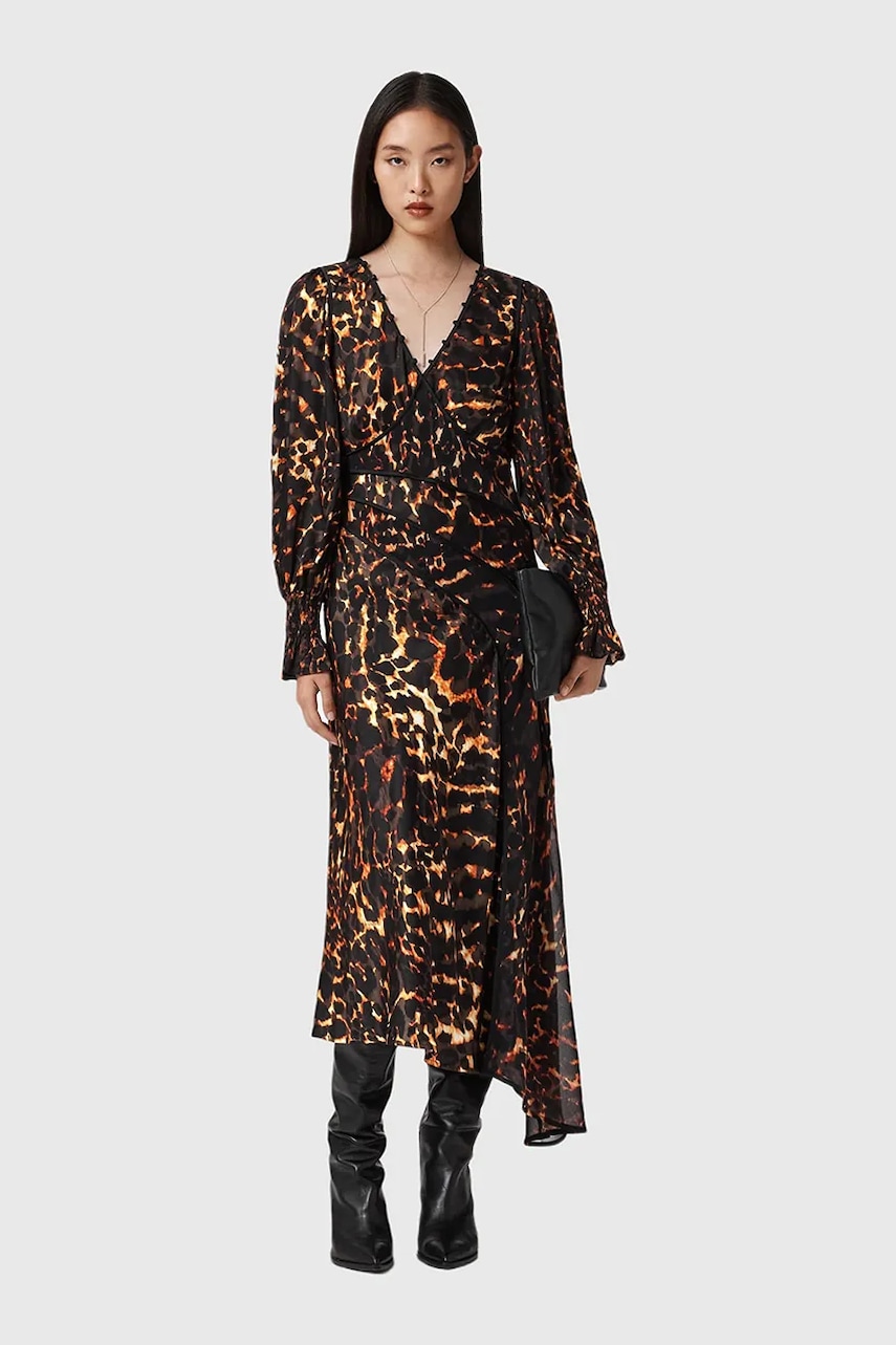 Šaty s příměsí hedvábí AllSaints hnědá barva, midi, W102DD