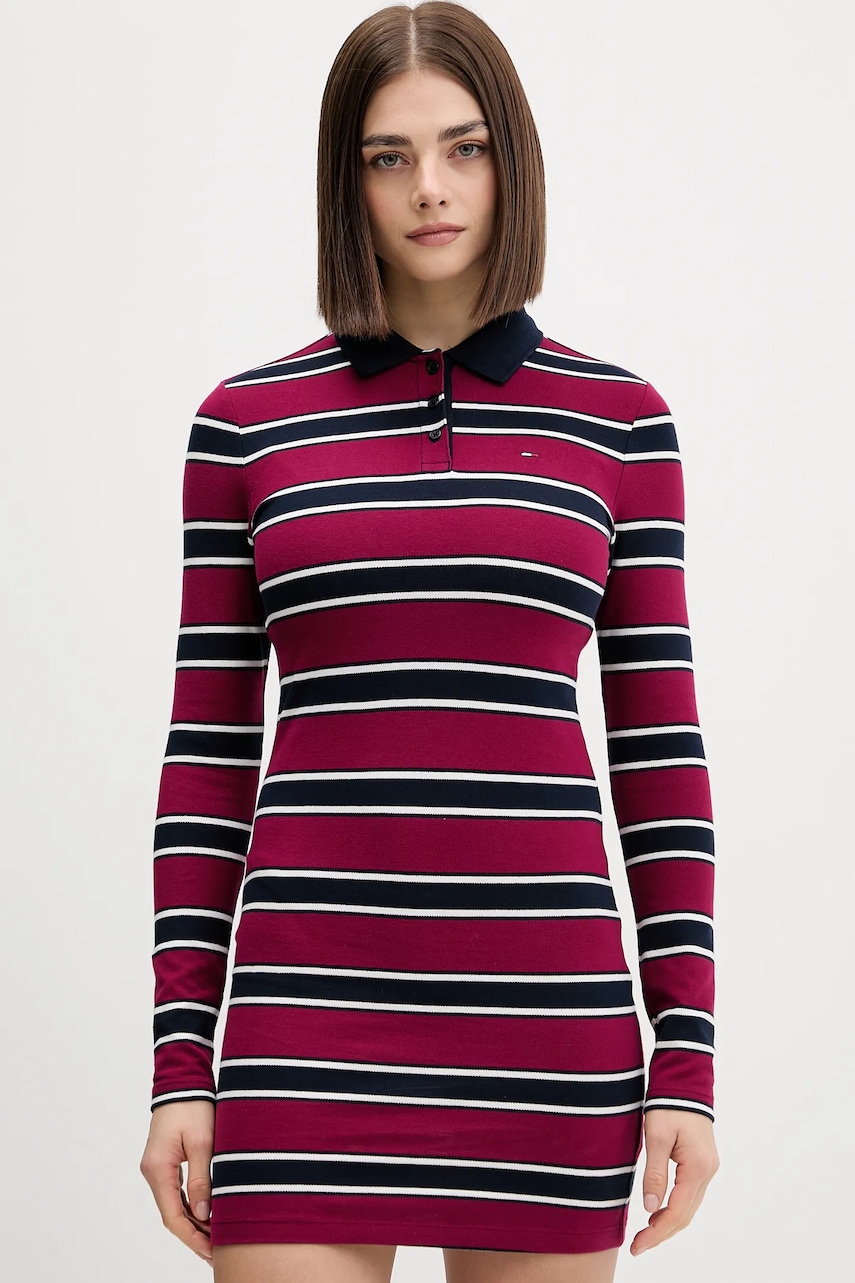 Šaty Tommy Jeans vínová barva, mini, přiléhavé, DW0DW21901