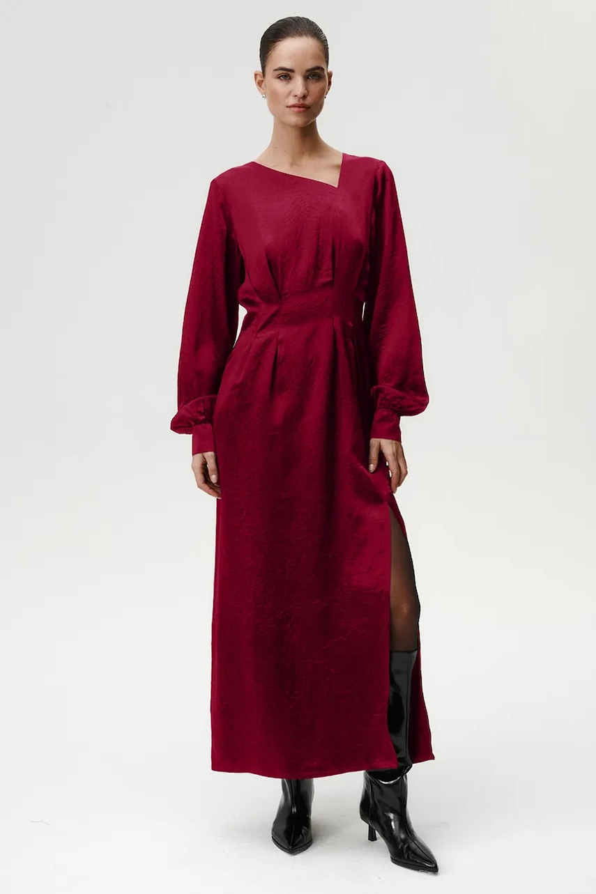 Šaty Undress Code vínová barva, maxi, 1080