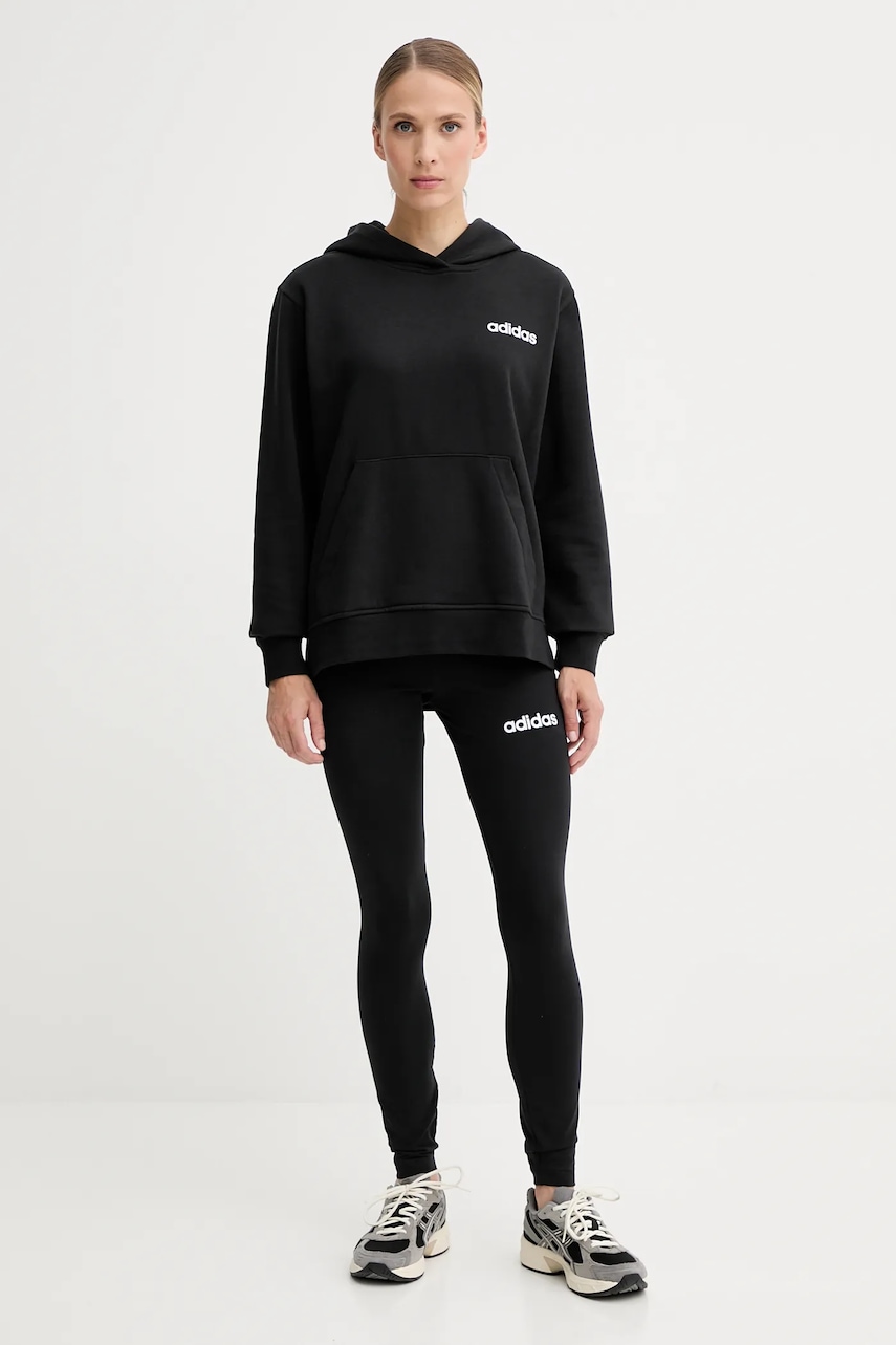 Souprava adidas Leisure