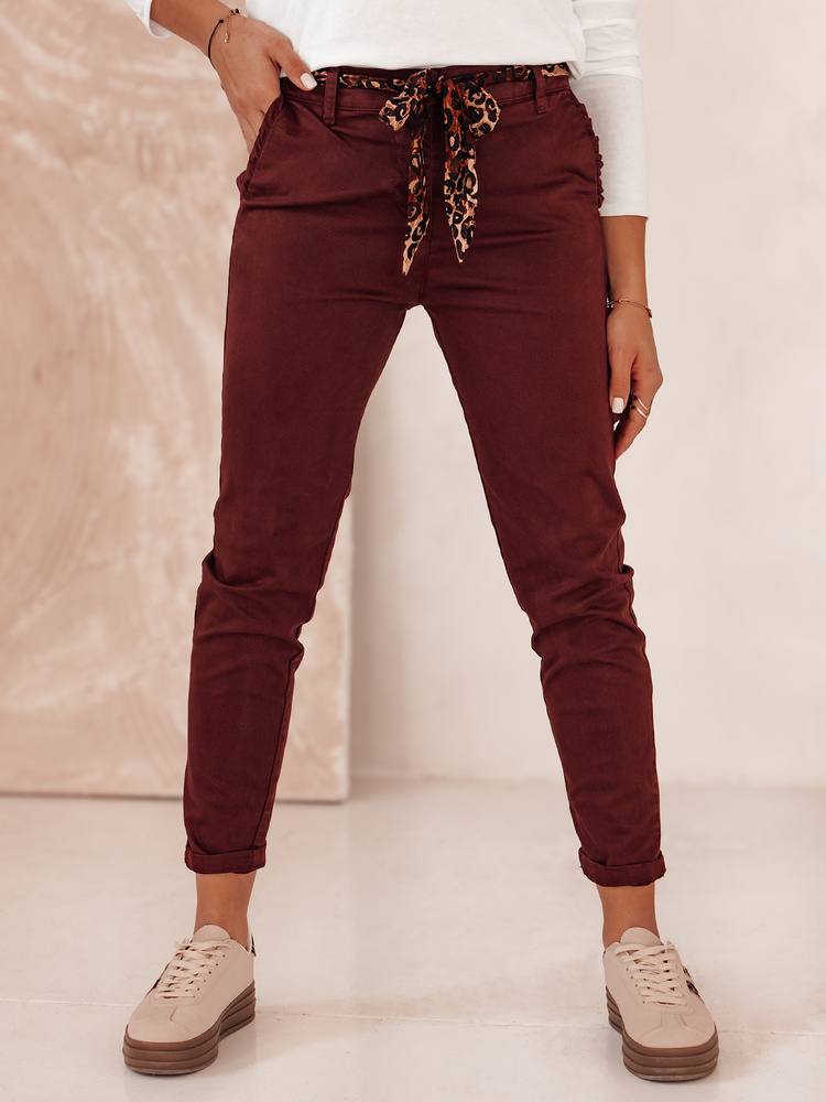 Spodnie damskie CHARMYOU jeansowe z paskiem bordowe Dstreet