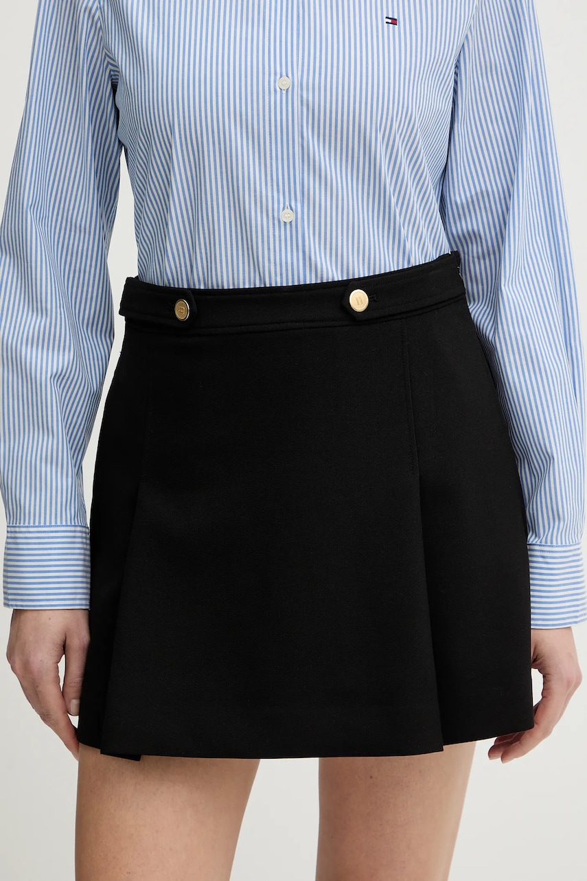 Sukně Tommy Hilfiger černá barva, mini, áčková, WW0WW47788