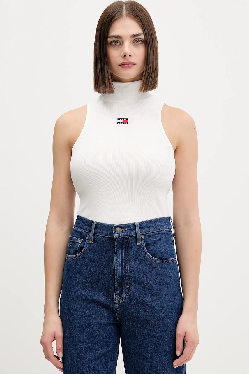 Top Tommy Jeans béžová barva, s pologolfem, DW0DW21840