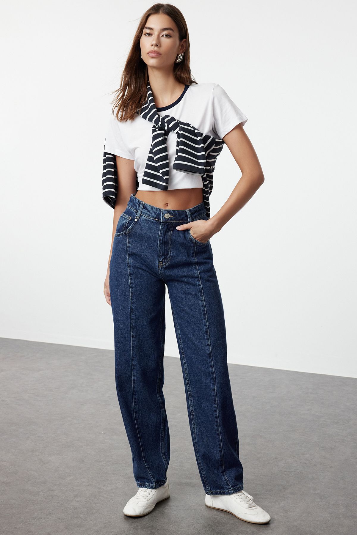 Trendyol Blue Stitching Detailed High Waist Barrel Jeans