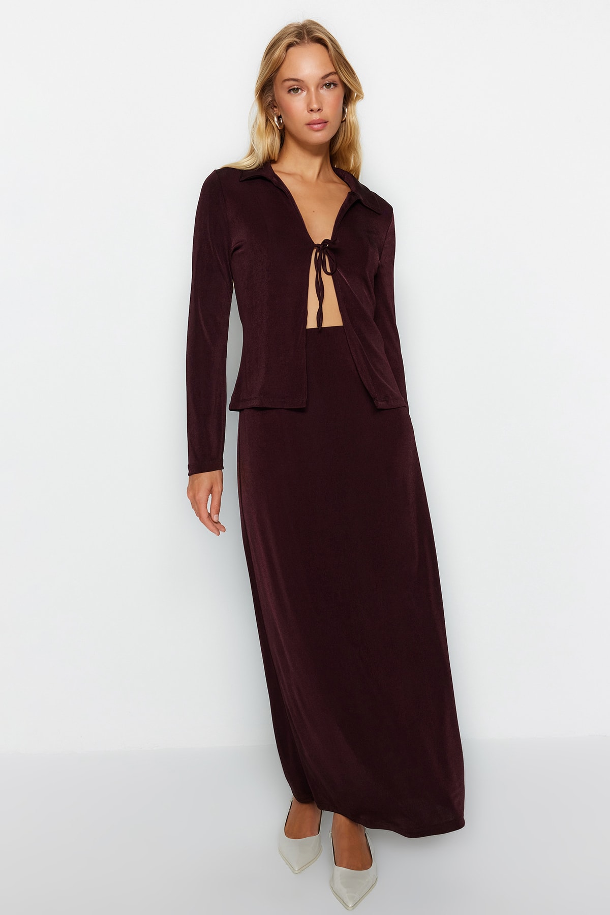 Trendyol Brown Limited Edition Tile Glossy Surface and Soft Texture Maxi Skirt