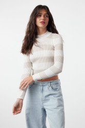 Trendyol Ecru Crop Couple Cotton Color Block Knit Sweater