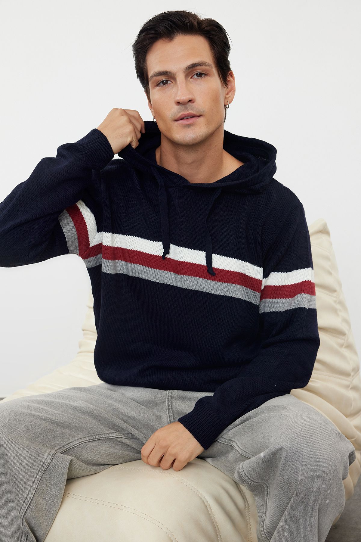 Trendyol Navy Blue Slim Fit Hooded Striped Knitwear Sweater