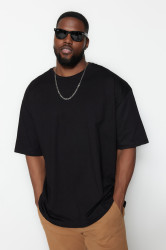 Trendyol Plus Size Černá Oversize/Wide Fit Pohodlné základní tričko ze 100% bavlny