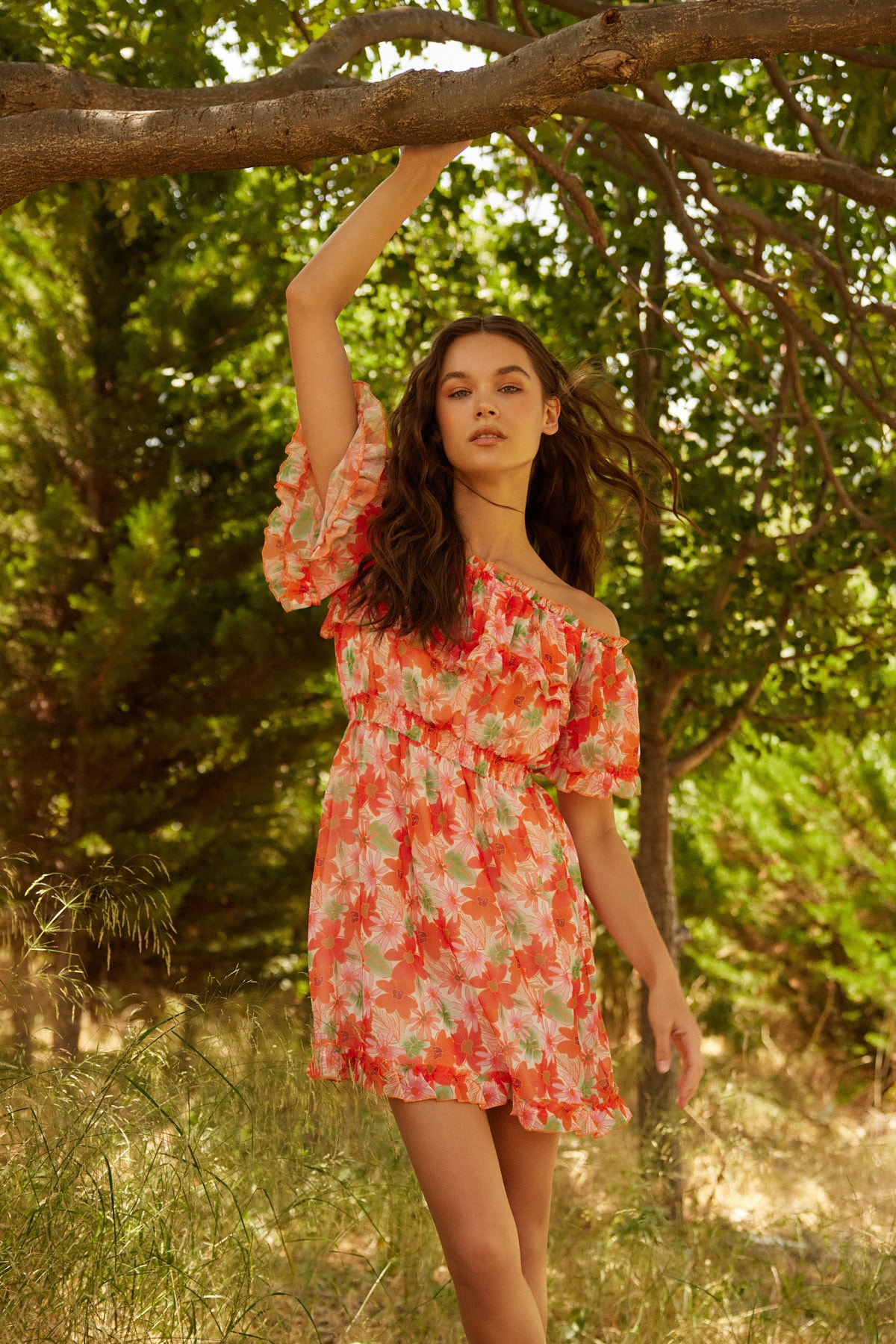 Trendyol Vícebarevná Květinová Bruslařka / Pásek Otevření Volánek Mini Podšívka Tkané šaty