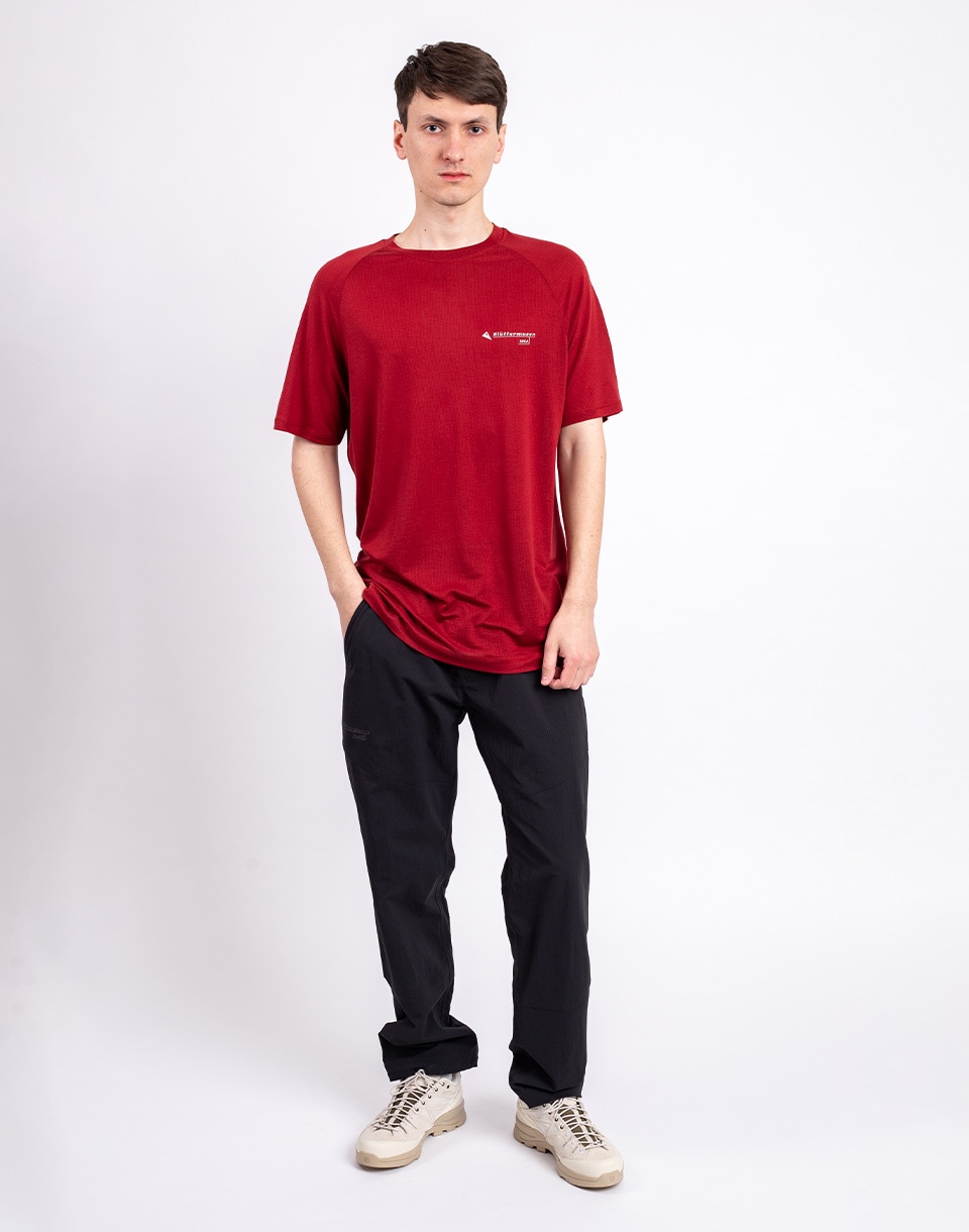 Tričko Klättermusen Groa SS Tee M's Ruby Red