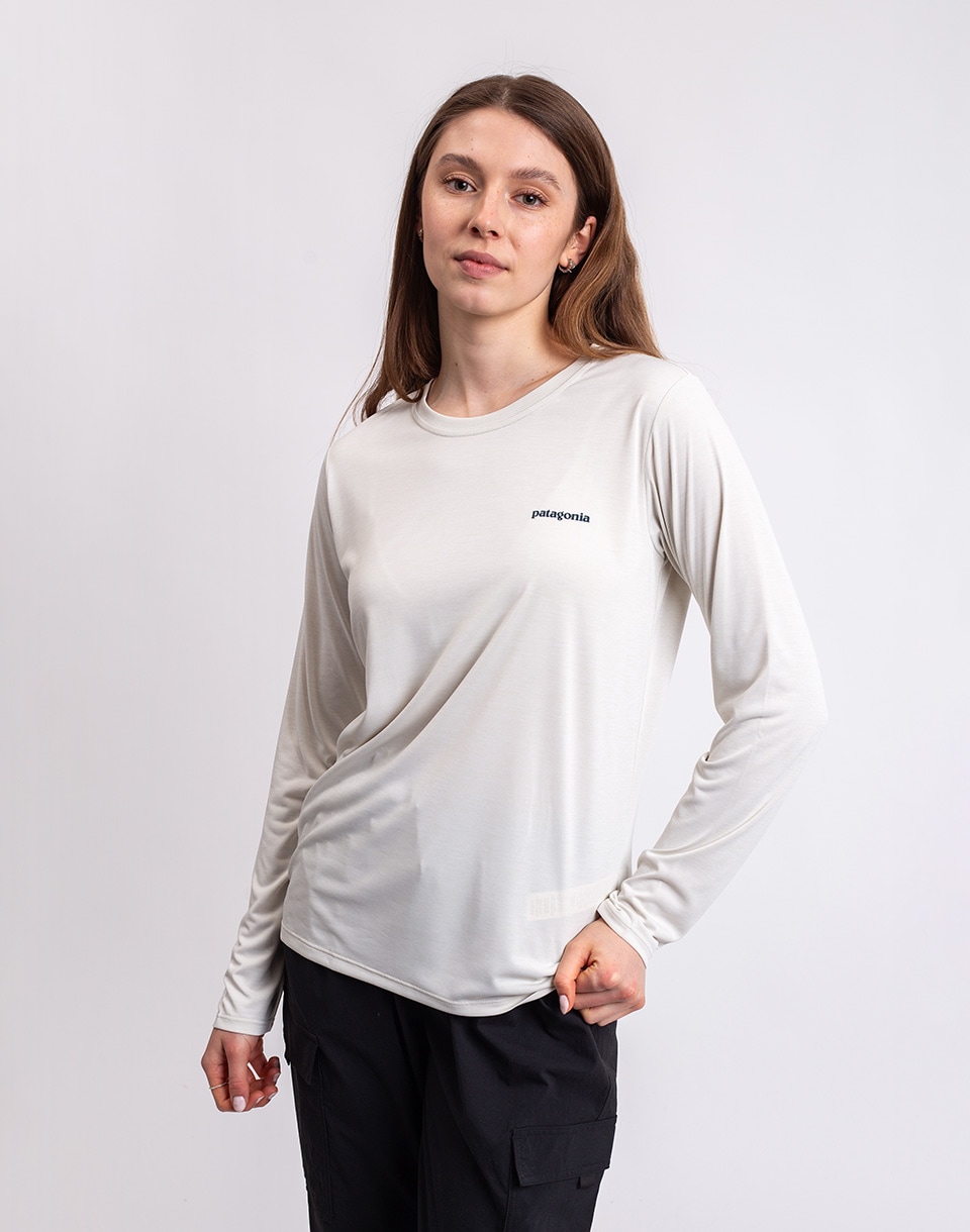 Tričko Patagonia W's L/S Capilene® Cool Daily Shirt - Boardshort Logo Dyno White