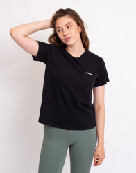 Tričko Patagonia W's P-6 Logo Responsibili-Tee® Black