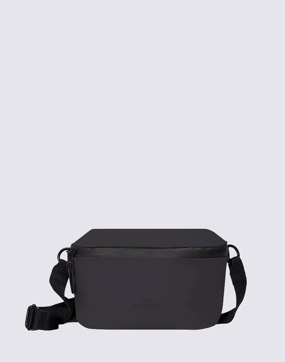 Ucon Acrobatics Jona Medium Lotus Infinity Black