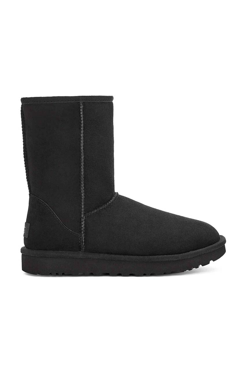 UGG  Sněhule  Classic Short II