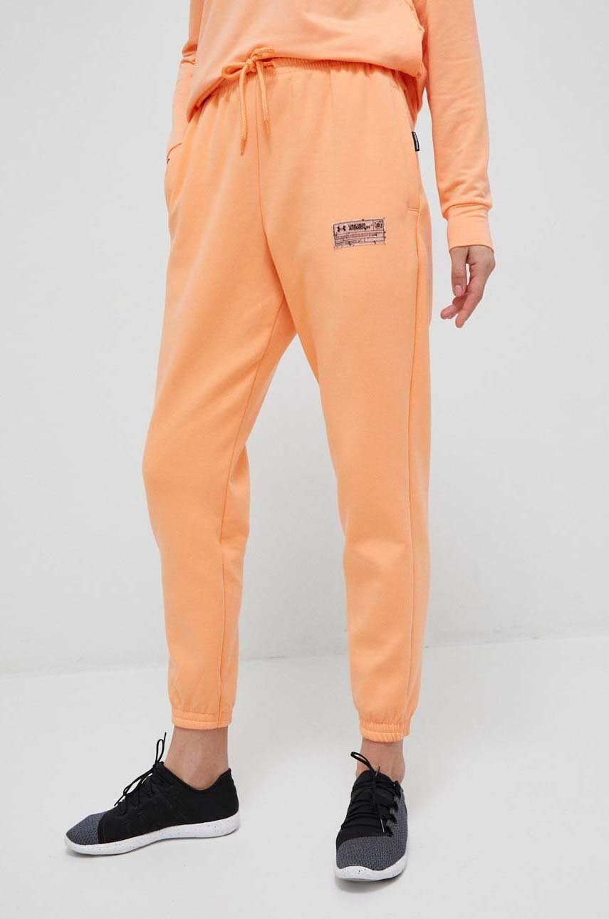 Under Armour  Tepláky