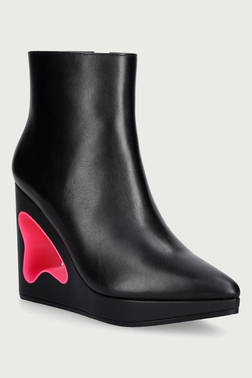 United Nude  kotníkové boty na klínku dámské kožené Void Bootie