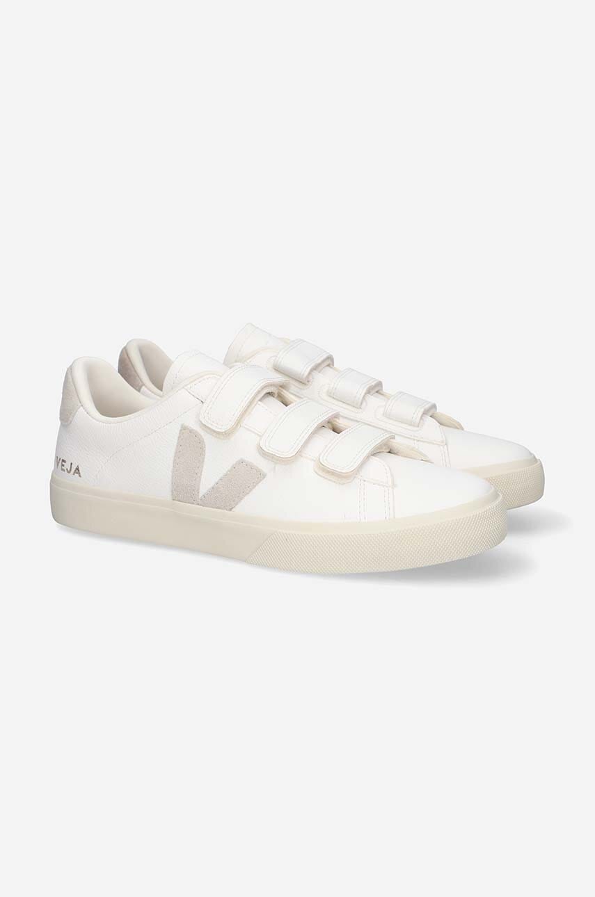 Veja  Kožené tenisky  Recife Chfree Logo Chromefree