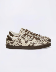 Veja W’ Panenka O.T. Pierre Wild Country PIERRE-WILD-COUNTRY 37